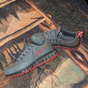 Nike Men's Charcoal and Crimson Athletic Shoes